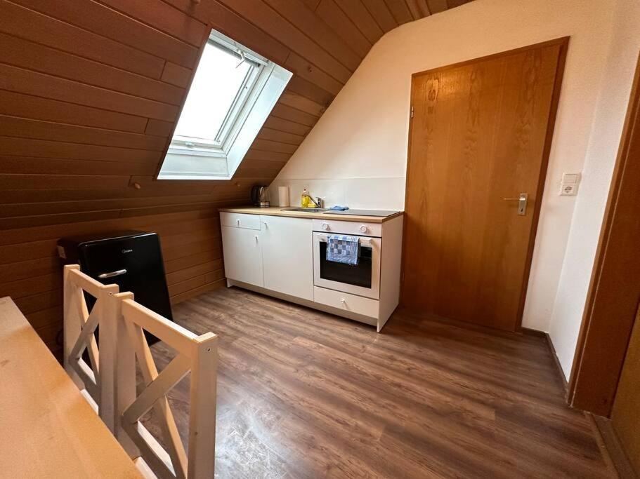 Ferienwohnung Malin ลุดวิกส์ฮาเฟน อัม ไรน์ ภายนอก รูปภาพ